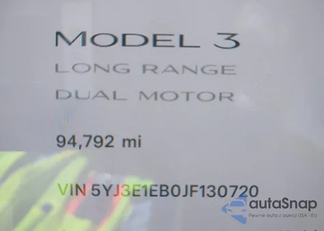 2018 Tesla Model 3 Long Range/Performance z USA, uszkodzony, nr VIN 5YJ3E1EB0JF130720